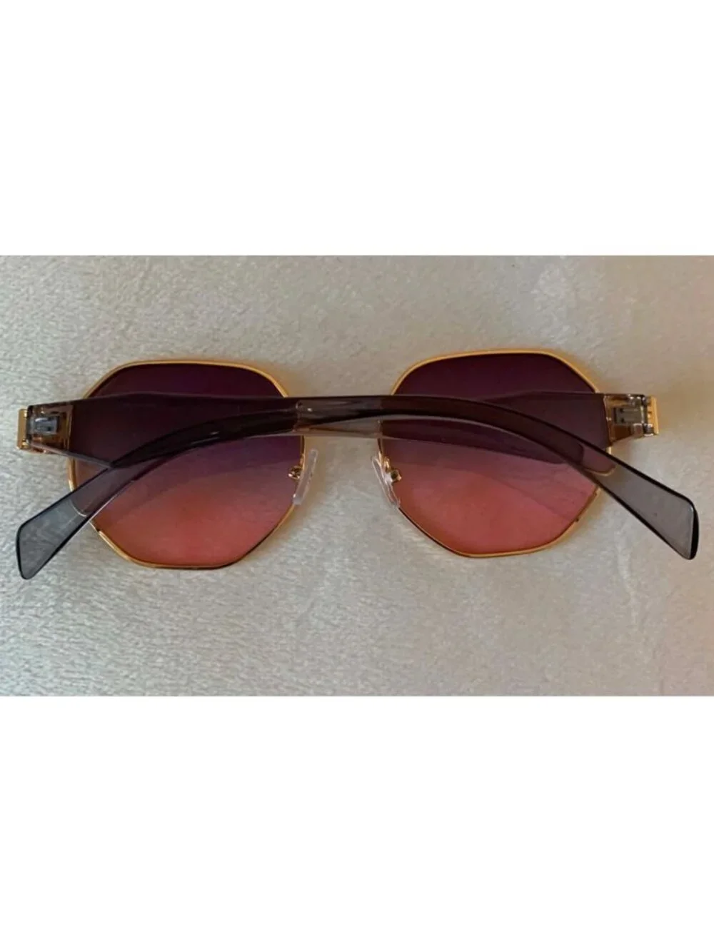 Unisex Vintage Style Octagonal Gold Frame Sunglasses W/ Grey-Pink Gradient Lens